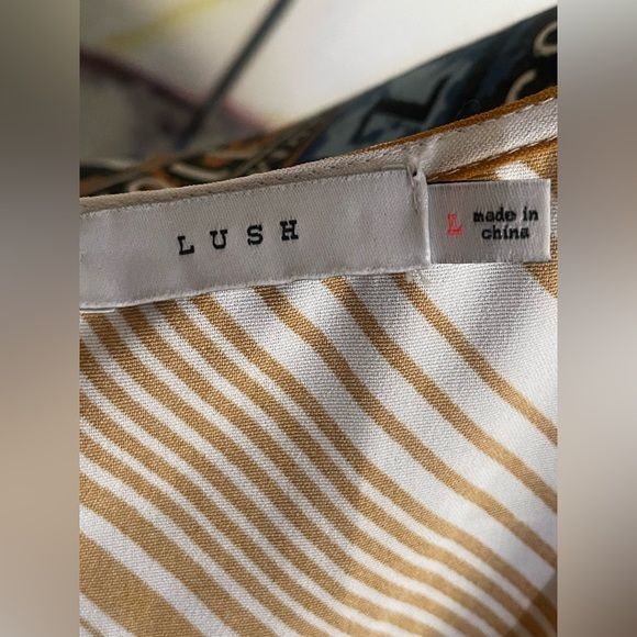 Murni Mustard Yellow Print Button-Up Midi dress - Picture 6 of 16